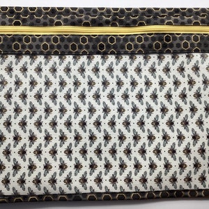 Cross Stitch Project Bag, Vinyl Front, Needlework, Handwork, Floss, Embroidery, Honey Bees