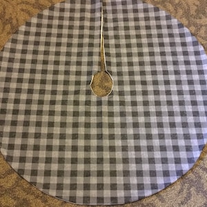 New Handmade Country Buffalo Check  Christmas tree skirt 20-40&quot; Gray, Plaid Farmhouse Grey