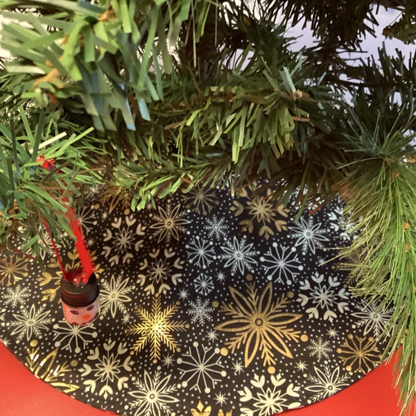 New Black with Gold Foil Snowflakes 20" diameter, 35"  diameter Christmas Holidsy tree skirt