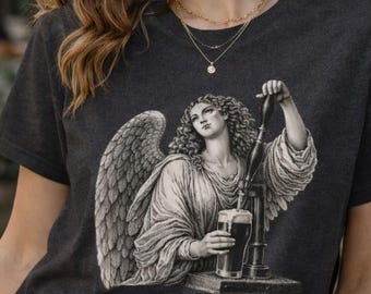 Camiseta vintage Angel Guinness, camiseta de arte renacentista, camiseta gráfica vintage
