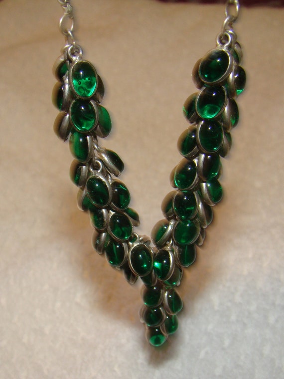 Silver Chain Necklace with Clustered Emerald Glass