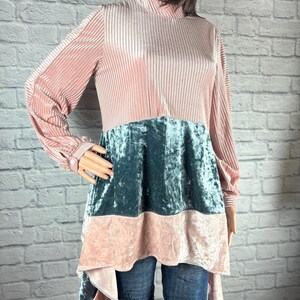 Top in stile fata in velluto a trapezio riciclato cucito con patchwork riciclato di taglia media realizzato da S Threads