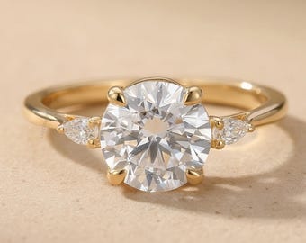 Anillo de tres piedras con diamantes redondos cultivados en laboratorio, anillo de compromiso de oro de 14k, anillo con diamantes laterales en forma de pera, anillo de aniversario con diamantes creados en laboratorio para regalo.