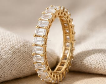 Anillo de eternidad con diamantes cultivados en laboratorio de talla esmeralda, alianza de boda de oro de 14 quilates, anillo de diamantes de laboratorio de ajuste cómodo, regalo de aniversario para mujer, anillo apilable