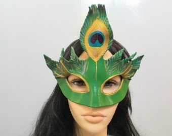 VENTA - Máscara de pavo real en cuero en colores Mardi Gras de Hawk & Deer