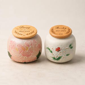 Urna de cerámica personalizada de 250 ml para cenizas de mascotas, recuerdo conmemorativo de inspiración japonesa para perros o gatos, urna de cremación con nombre personalizado.