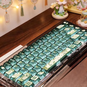 Floral Whisper PBT Keycaps – Your Desk’s New Blooming Obsession，Transform Your Keyboard into a Garden