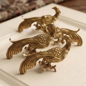 Vintage Bird Cabinet Knobs Decorative Drawer Pulls Antique Furniture Hardware Handles Phoenix Decor Knobs for Kitchen Cabinet Dresser Drawer