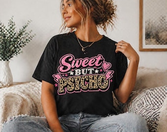 Diseño de camiseta retro con leopardo PNG "Sweet But Psycho"