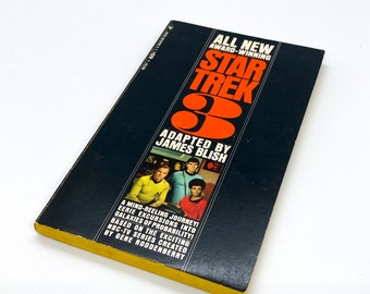 Star Trek 3 Vintage paperback Short story anthology based on the original Shatner TV series