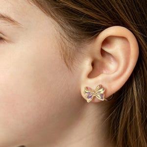 蝶とリボンのクリップ式イヤリング（子供用）-痛みなし-ピアス穴不要-子供へのギフト