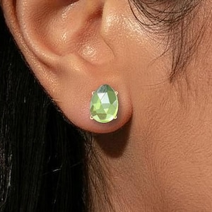 Peridot Stud Earrings in 18K Yellow Gold, Faceted Golden Gemstone Pushback Stud Earrings, August Birthstone Gift for Her