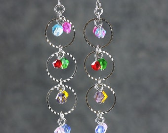 Boucles d’oreilles de lustre suspendues multicolores, cadeau de demoiselle d’honneur, cadeau pour elle, cadeau de mariage, cadeau d’anniversaire, cadeau d’anniversaire, livraison gratuite aux États-Unis