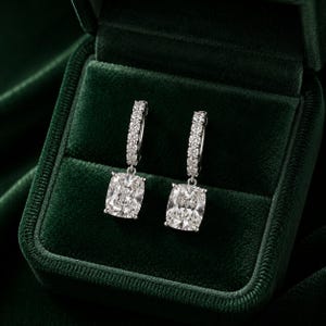 Kissenschliff Moissanite Tropfen Ohrringe, 14K Solid Gold Braut Ohrringe, Moissanite Hoop Ohrringe für Frauen, Hochzeitsgeschenk für sie