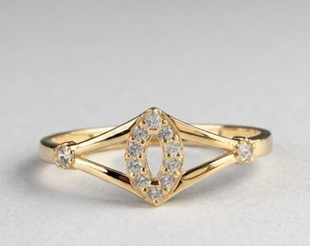 Minimalist Marquise Ring, Dainty Split Shank Silver Ring, Delicate Geometric Ring, Gift for Her