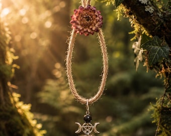 Die Glocke der Dreifachen Göttin: Spiritueller Schmuck und Energieschutz der Wicca-Kirche