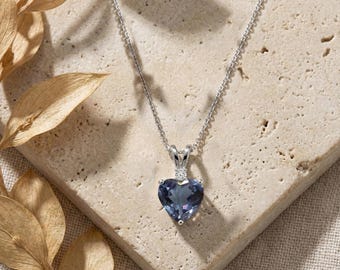 Alexandrite Heart Necklace, Color Change Alexandrite Pendant, Gold Heart Gemstone Necklace, June Birthstone Jewelry, Romantic Gift