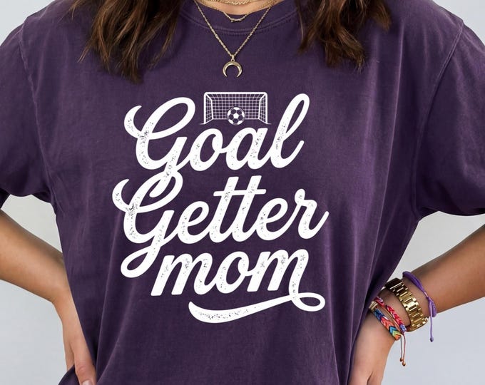 Soccer Parent Shirt, Soccer Mom Tee, Soccer Mom Gifts, Soccer Game Day Shirt, Soccer Mom Apparel, Soccer Mom T Shirt, Soccer Mama Shirt