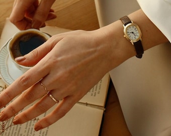 Vintage Gold Mini Damenuhr - Schwarze Leder römische Ziffer Quarz - Ostergeschenk