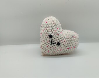 Crochet heart amigurumi