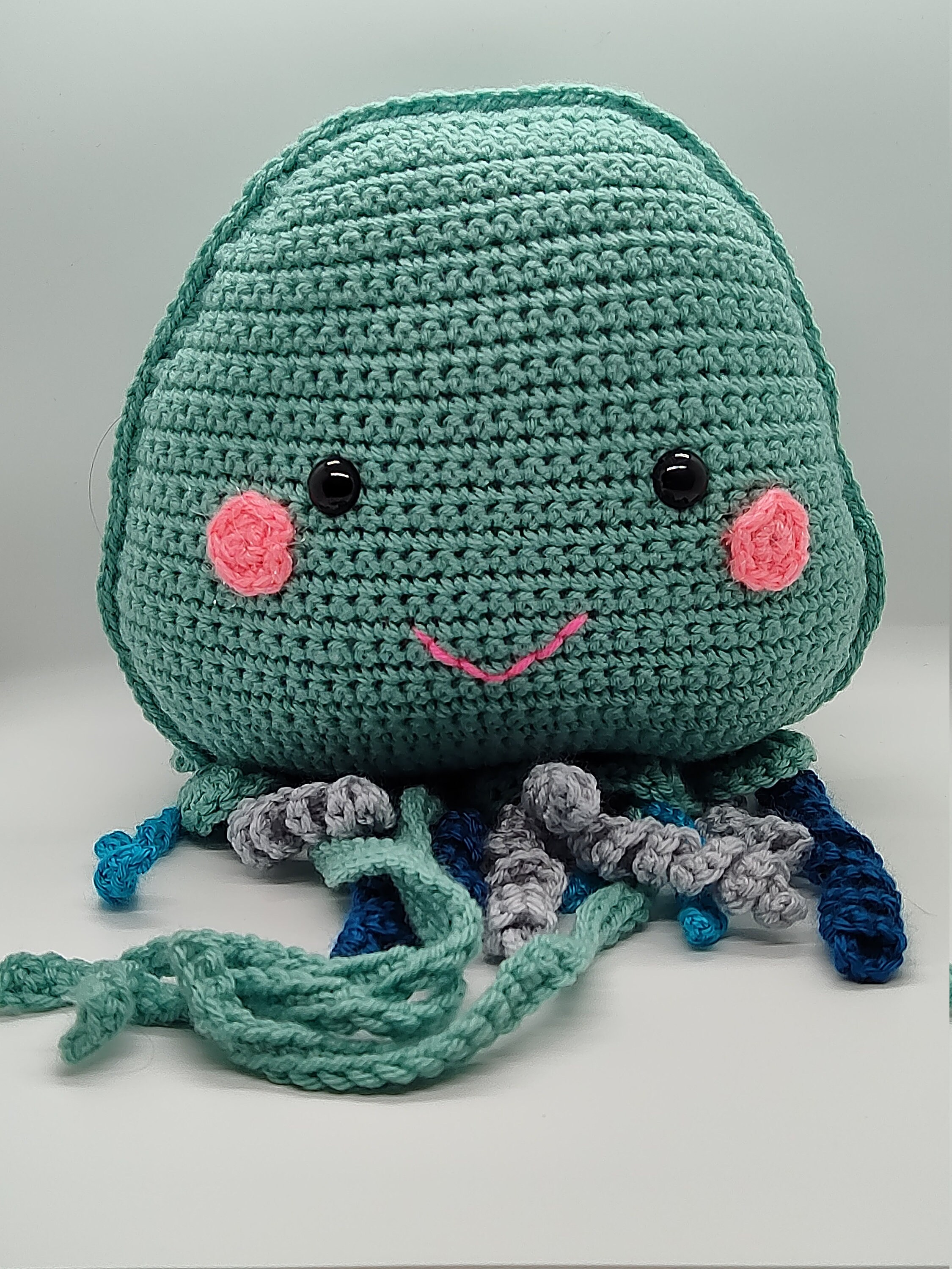 Gehäkelte Seafoam Grüne Qualle mit geraden und curly-q | Etsy