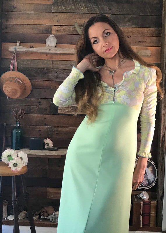green emerald velvet dress Mint and Candy Empire Dress, , High Waist Dress, Empire Style Dress – Dress  Your Color main image 0
