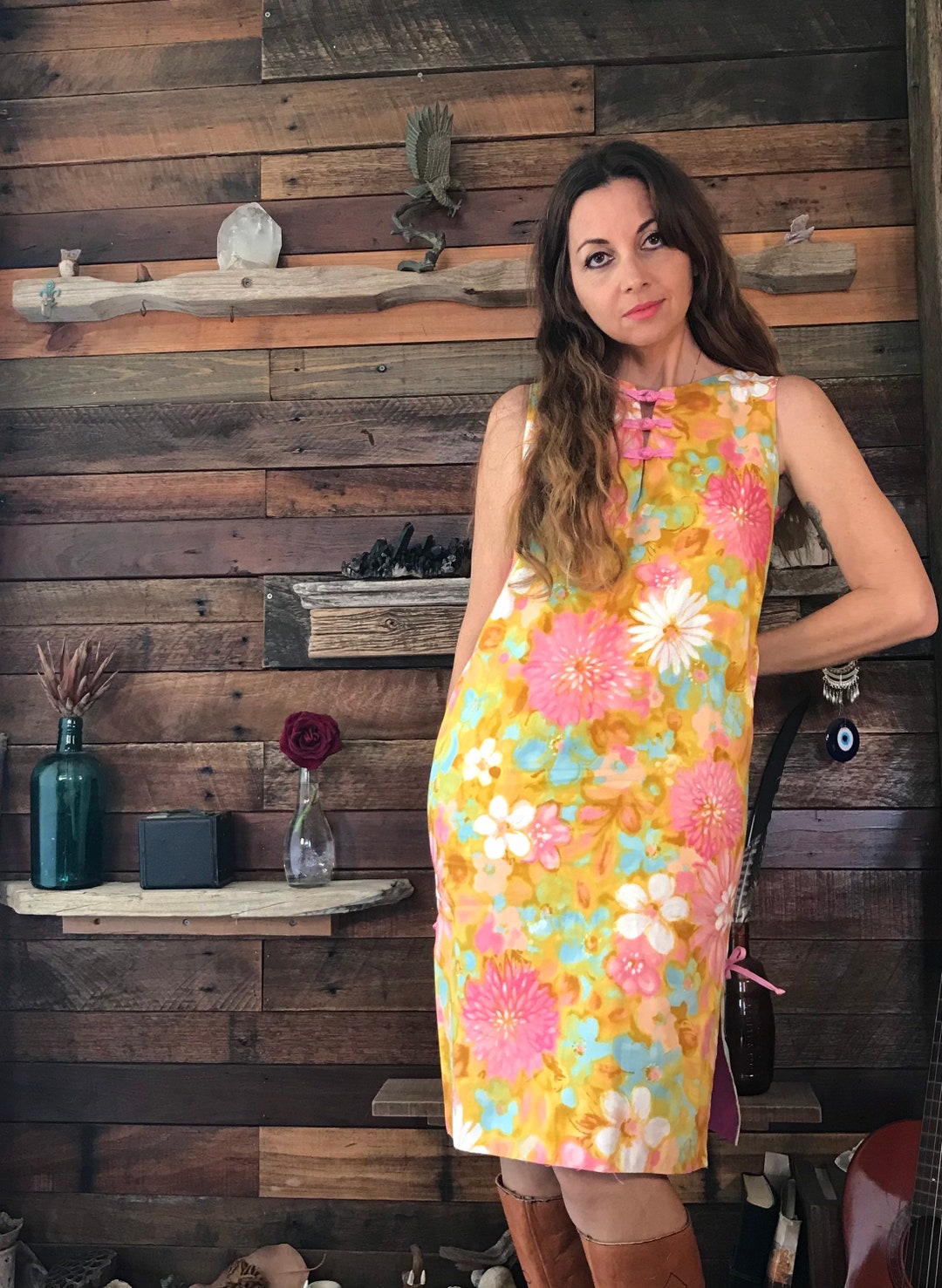 1960s Pink and Orange Floral Dress With Chinese Collar