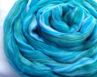 Super Soft Merino Wool Combed Top for Spinning and Felting in Gorgeous Shades of Turquoise Blue