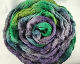 Springtime Iris Garden Corriedale Wool Roving for Spinning, Felting, & Crafting
