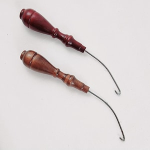 Threading Hook by Kromski, Orifice Hook, Spinning Tool Perfect for Reenactment Scenes, Matches Kromski Wheels & Accessories