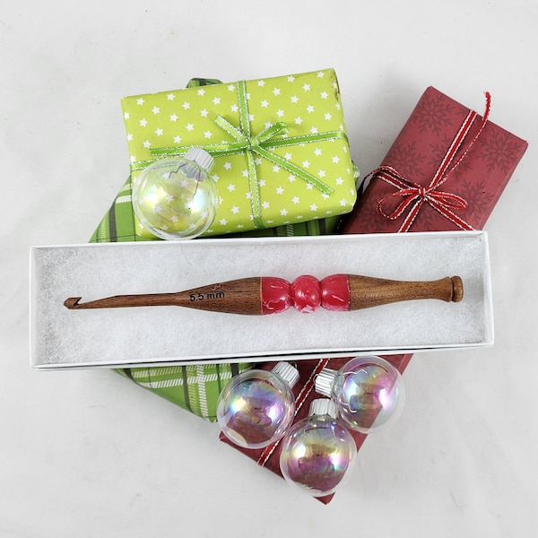 Handcrafted Acacia Wood Crochet Hook with Pink Swirl Resin, Choice of Size