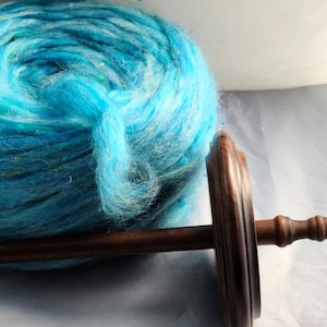 Bright Blue Turquoise Blended Roving, 60/20/20 Fine Kid Mohair / Merino Wool / Sari Silk, Pre-Drafted Woolen Prep for Spinning & Felting