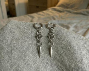 Stainless Steel Spike Earrings Pair – Gothic Dangle Earrings – Punk Minimal Jewelry – Chain Ring Earrings – Dark Aesthetic Unisex Earrings