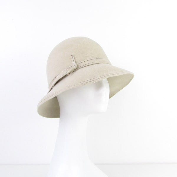 Vintage Felt Cloche Hat Dove Gray by Designer M'seiu Léon - Hat Women