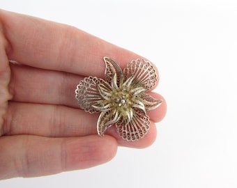 Sterling Silver Flower Brooch - Vintage Filigree Floral Pin