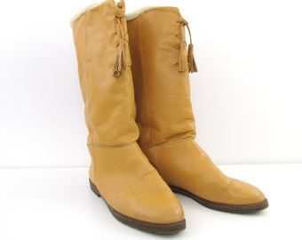 Clearance Sale Womens Leather Boots - Vintage Winter Boots Size 6.5 - 7 US or 37 38 Euro