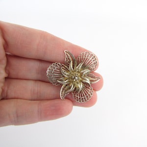 Sterling Silver Flower Brooch - Vintage Filigree Floral Pin