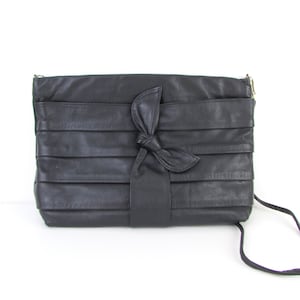 Bolsa de ombro vintage de couro preto