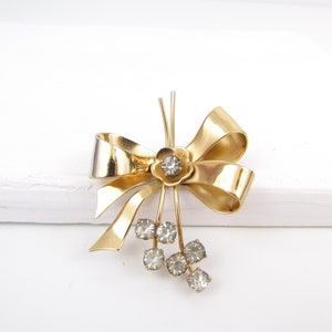 Vintage Coro Bow Brooch, Rare Signed Coro 1940's Goldtone