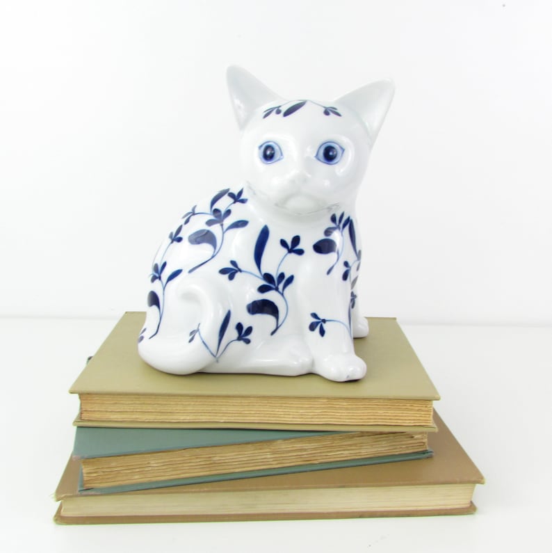 Vintage Chinoiserie Cat Figurine Blue and White Delft Decor Sitting Cat