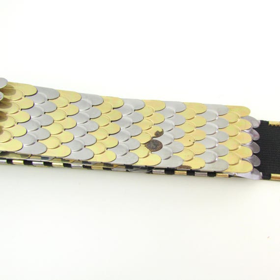 Vintage Lion Gold Metal Stretch Belt in Medium Large - Fish  display picture 2