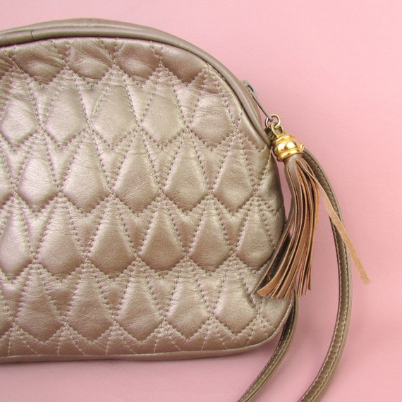 Vintage Quilted Bronze Leather Purse - Crossbody … - image 5