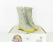 Women's Deadstock Leather Mocassin Boots - Vintage 1970s Winter Mukluks by Cherokee Chief in 5 US or 35 36 Euro