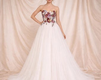 Vestido de novia con bordado floral / Vestido de novia sin tirantes / Elegante vestido de novia de tul / Vestido de novia romántico / Vestido de noche formal