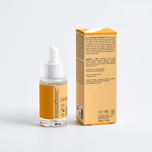 K&ouml;nnte beinhalten: Ein Hautpflegeprodukt mit einer Tropfflasche und einer Schachtel. Die Flasche hat ein gelbes Etikett und eine wei&szlig;e Pipette. Die Schachtel ist ebenfalls gelb und hat Text. Das Produkt ist mit "AHA PEELING CONCENTRATE" gekennzeichnet und enth&auml;lt 30 ml / 1 fl.oz.