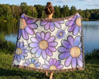 Vintage Floral Woven Blanket, Gift For Mom Woven Throw, Gardener Gift Tapestry Blanket, Floral Hobby Decor, Mothers Day Gift, Girls Room