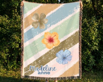 Personalized Blanket for Garden Lover| Vintage Flower Throw, Tapestry Flower Wall Decor for Girls Room, Housewarming Present for Girls, Gift