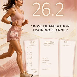 Puede incluir: Un planificador de entrenamiento de maratón de 18 semanas en formato digital de 67 páginas con una persona corriendo en ropa deportiva rosa. Incluye un registro de nutrición, metas semanales de 45-55 millas y 4 días de carrera por semana.