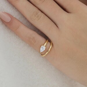 Päronspiralring, spiralformad moissanitguld, 0,75 karat dubbelspiralring, stapelbart statement-item i lillfingrande, skulptural öppen cocktailring