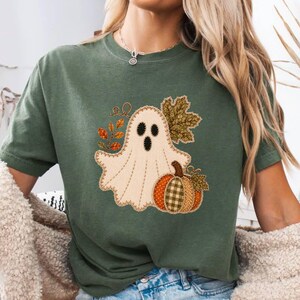 Comfort Colors® Faux Patchwork Ghost Shirt, Fall Halloween Tee, Rustic Autumn Top, Thanksgiving Gift, Cottagecore Pumpkin Shirt for Her